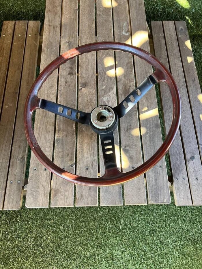 Datsun 240z,260z,280z steering wheel