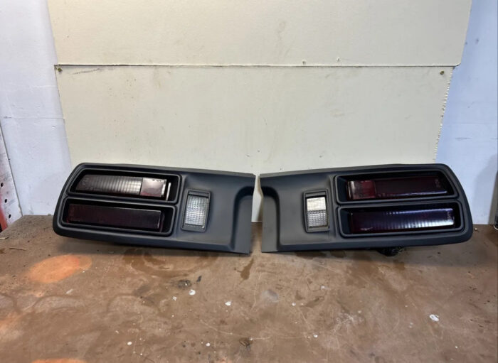 1974-78 Datsun 260Z 280Z Left Right Rear Tail Lights