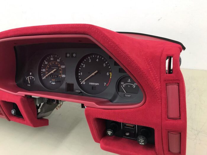 Datsun 280z RHD dashboard